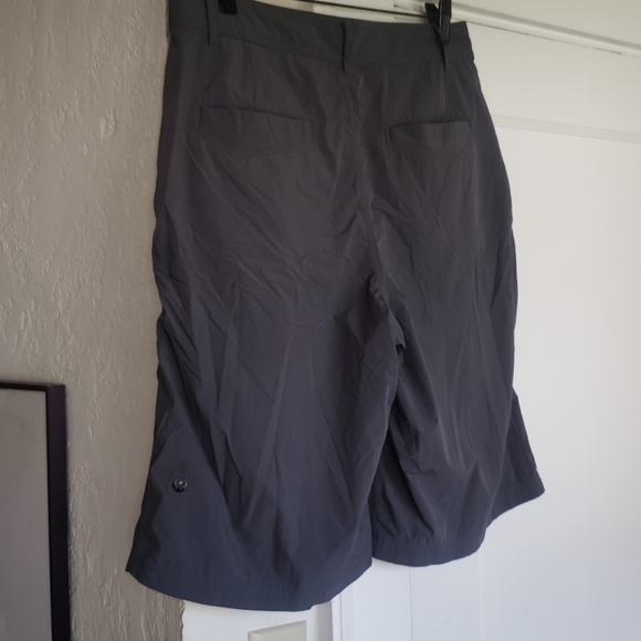 Lululemon grey shorts. - Picture 4 of 6